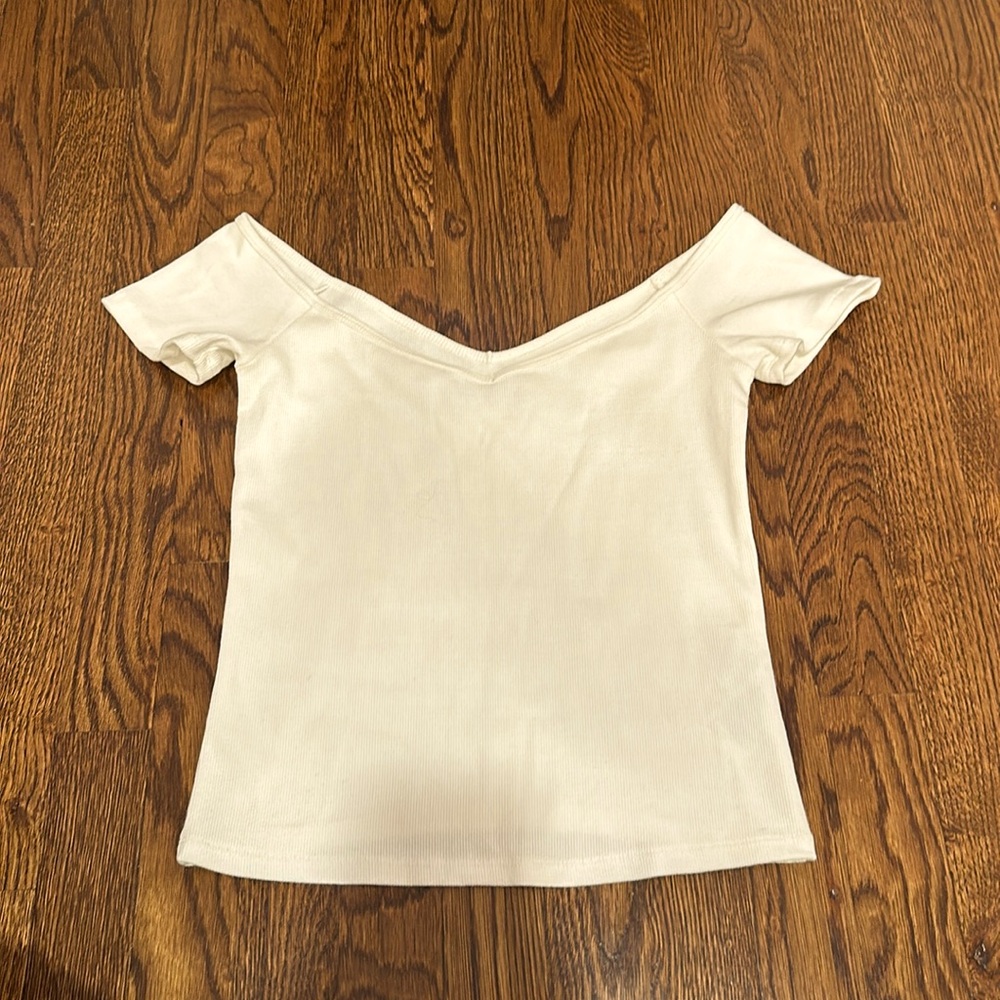 Brand new Abercrombie top!